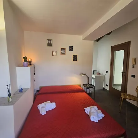 Palazzetto Dei Priori * Viterbo