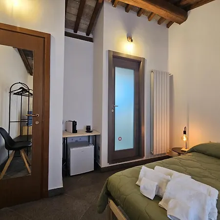 Palazzetto Dei Priori * Viterbo