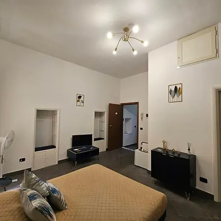 Palazzetto Dei Priori *